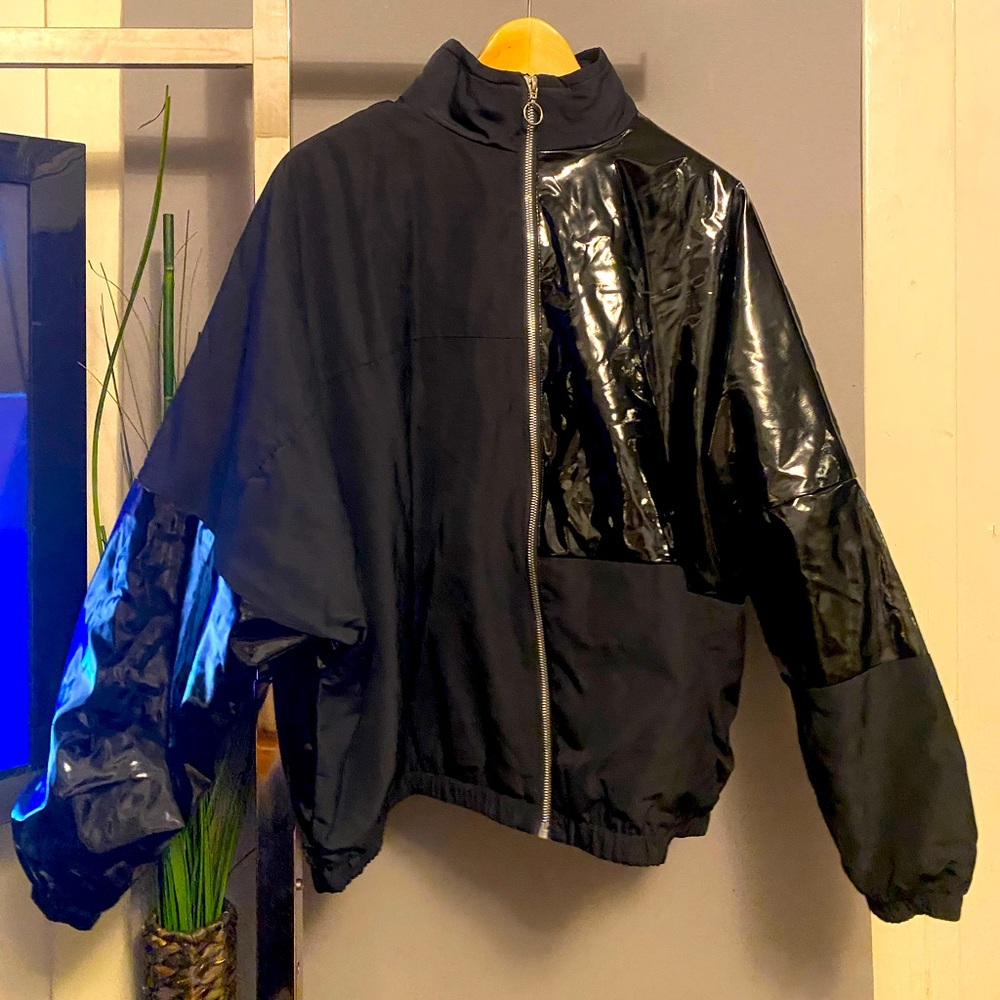 Nike Womens Sportswear Ivón Clash Synthetic-Fill Jacket SZ XL